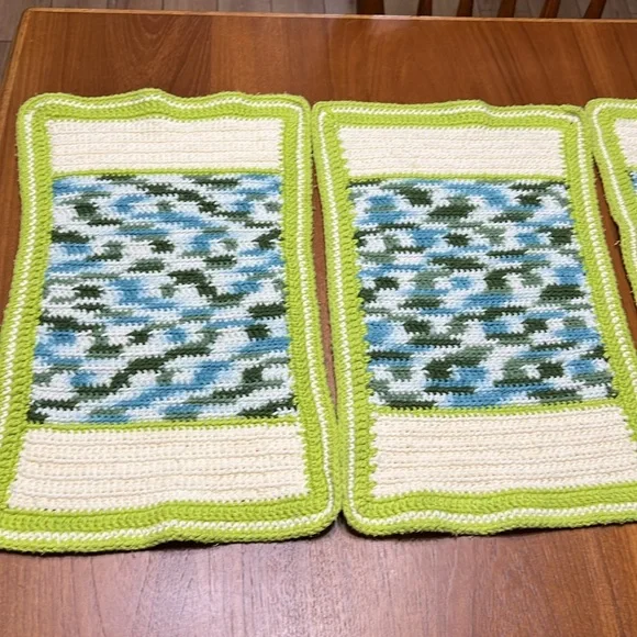 Handmade Set of Four (4) Crochet Placemats Runners - Picture 8 of 13
